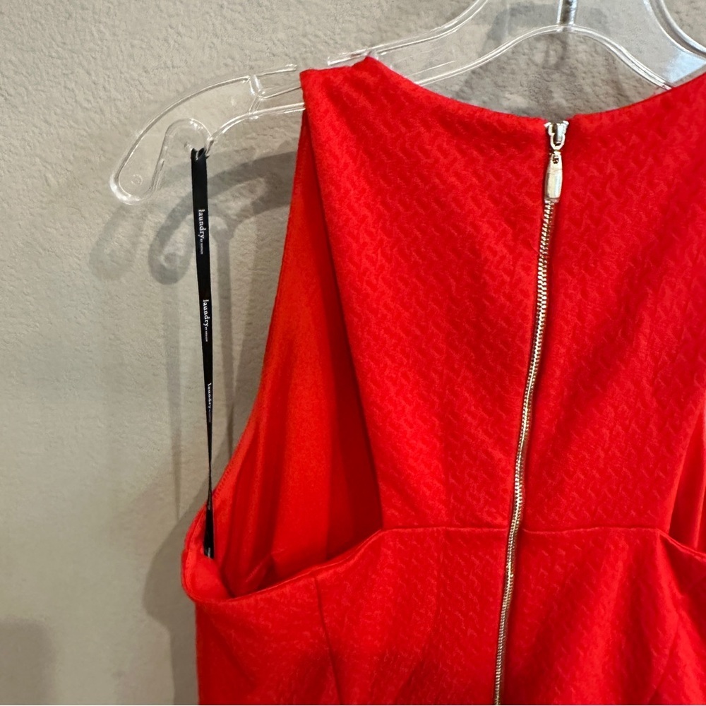 Laundry By Shelli Segal | 8 | Vibrant Red Sheath Dress - Picture 5 of 9
